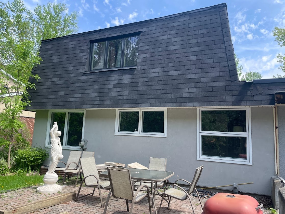 Backyard & Patio — 1948 Oakdean Crescent, Ottawa